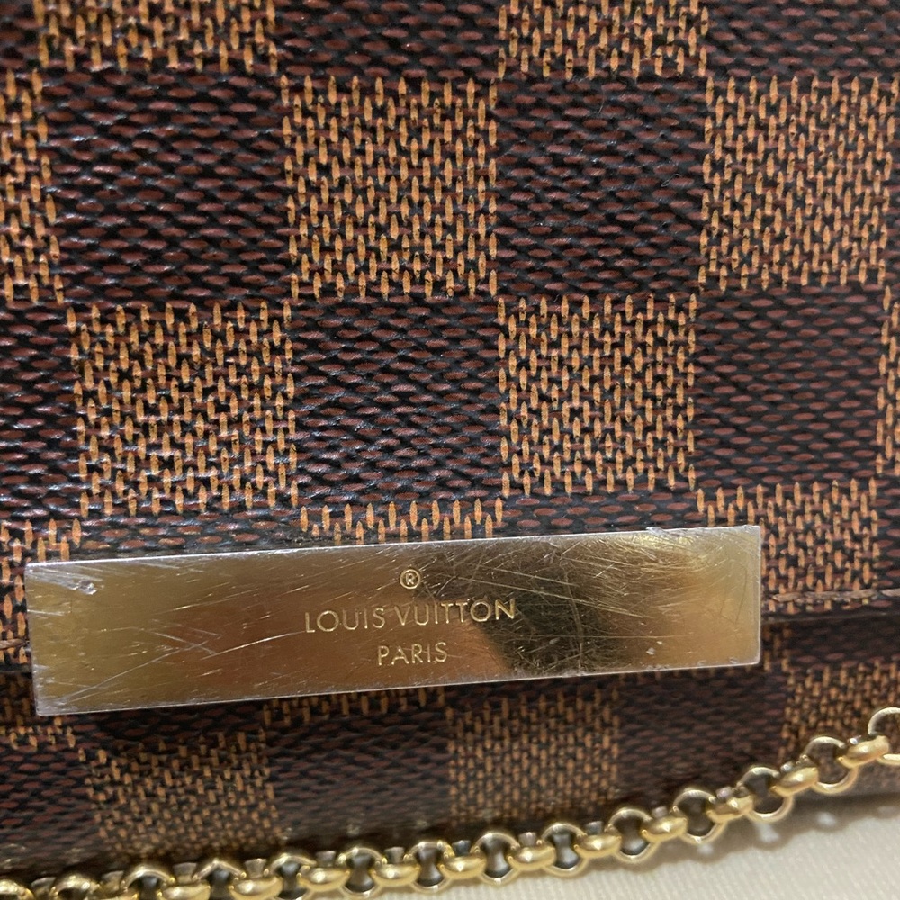 Lv - Picture 5 of 13